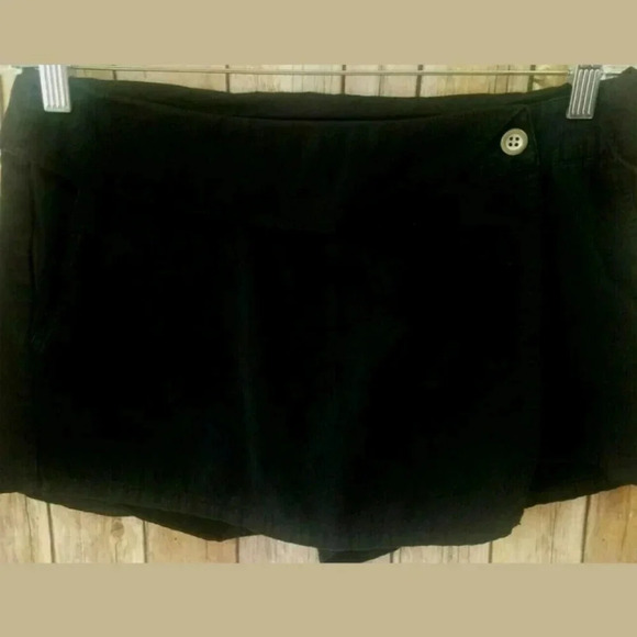 Michael Stars Asymmetical Faux Wrap Shorts Skort  - Picture 1 of 6